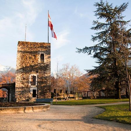 Ulvf La Citadelle De Conflans Hotel Albertville Exterior foto